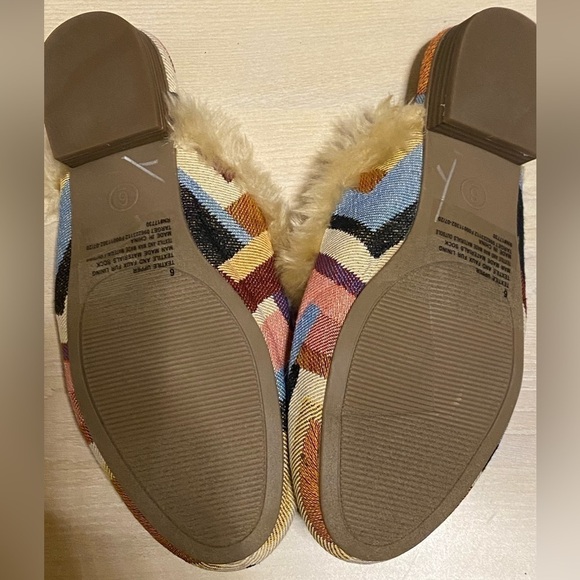 Women's Shoes Flat Mules Colorful Stripped Faux Slide On Mules Size 6 - Picture 2 of 3